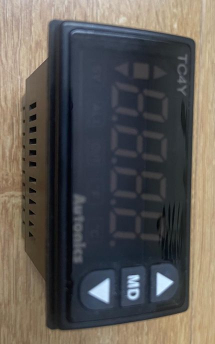 TC4Y-14R Температурный контроллер с ПИД-регулятором